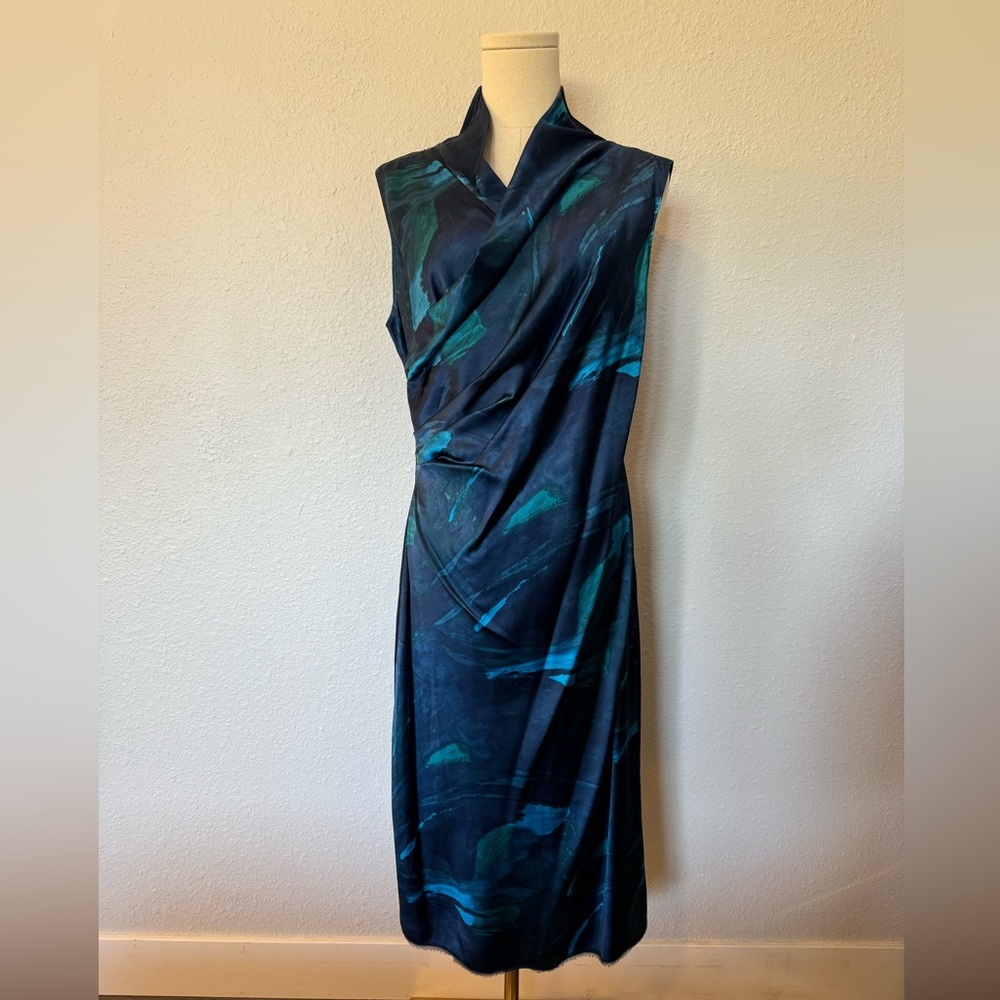 NWT Elie Tahari Elegant Blue and Teal Silk Wrap Style Dress size 12 - Picture 3 of 12
